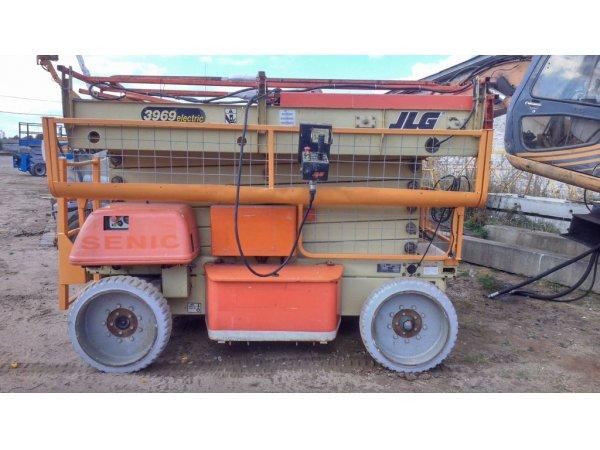 Ножничный подъемник JLG 3969E