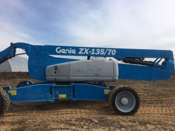 Коленчатый подъемник GENIE Z135/70