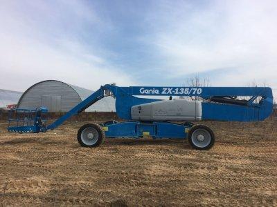 Коленчатый подъемник GENIE Z135/70