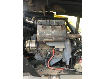 Коленчатый подъемник JLG 450AJ