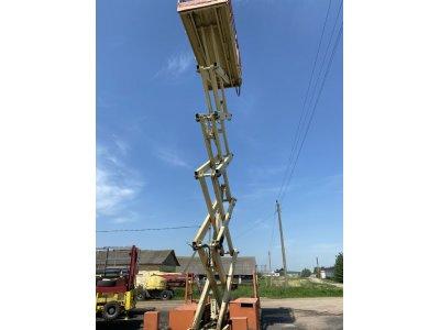Ножничный подъемник JLG 500 RTS