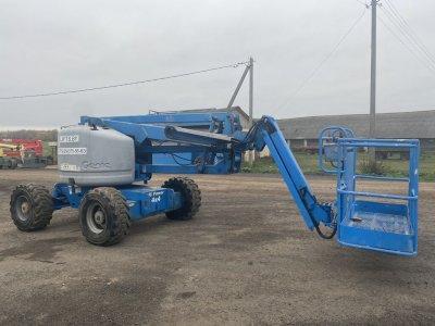 Коленчатый подъемник GENIE Z45/25