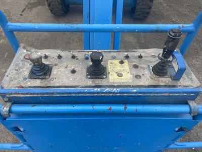 Коленчатый подъемник GENIE Z45/25