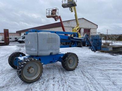 Коленчатый подъемник GENIE Z-45/25