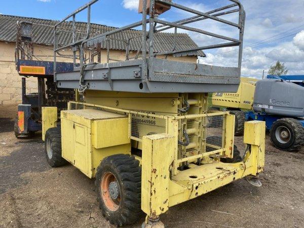 Ножничный подъемник JLG 40 RTS