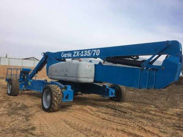 Коленчатый подъемник GENIE Z135/70