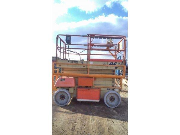 Ножничный подъемник JLG 3969E