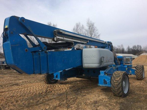 Коленчатый подъемник GENIE Z135/70