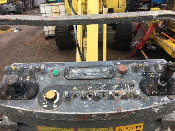 Коленчатый подъемник JLG 450AJ